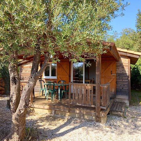 Les Chalets Du Relais D'Aguilar Tuchan Kültér fotó