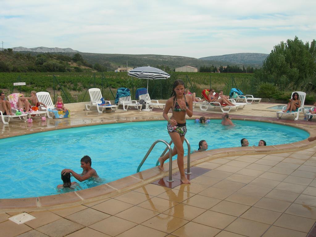 Les Chalets Du Relais D'Aguilar Tuchan Kültér fotó