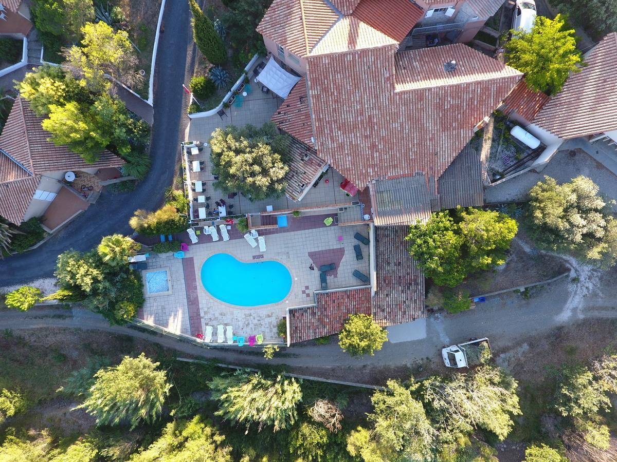 Les Chalets Du Relais D'Aguilar Tuchan Kültér fotó